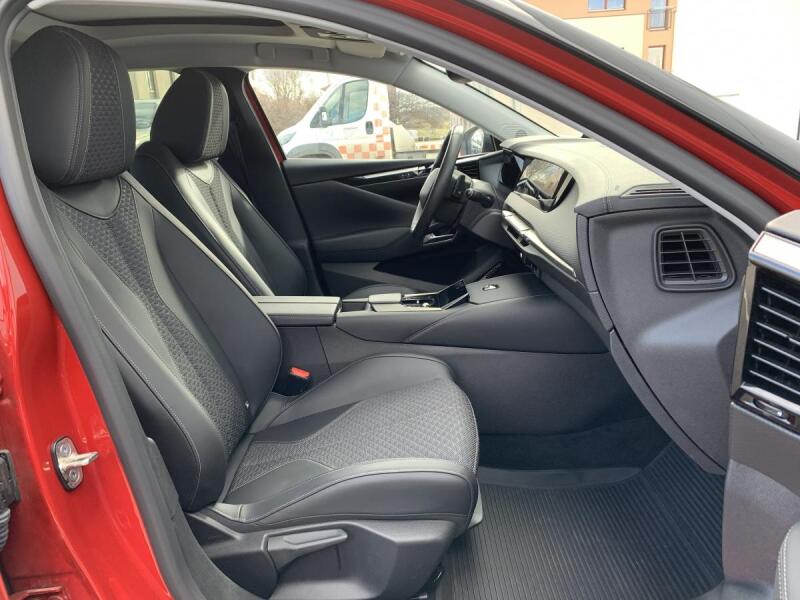 Vozidlo DS Automobiles DS4