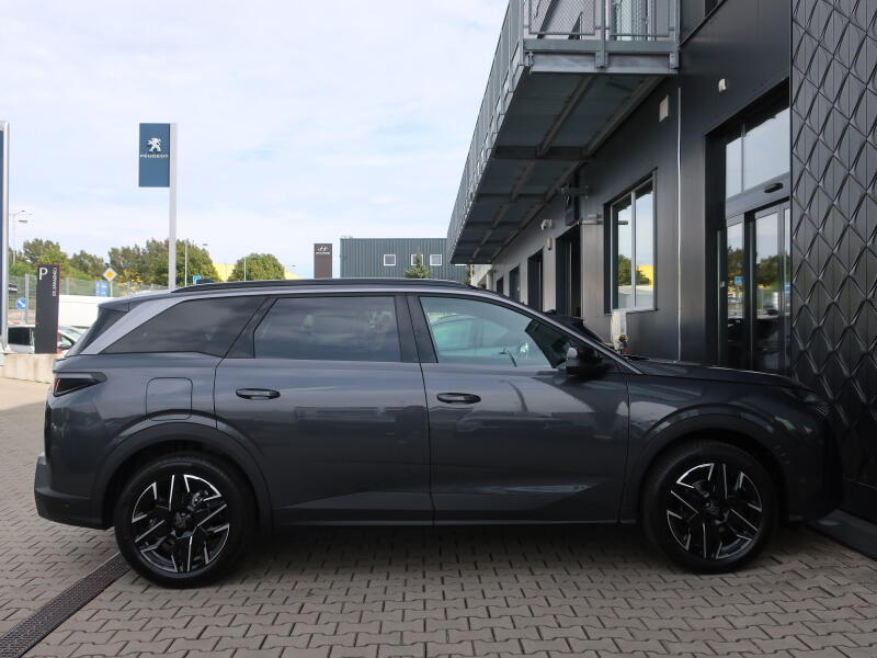 Vozidlo Peugeot 5008