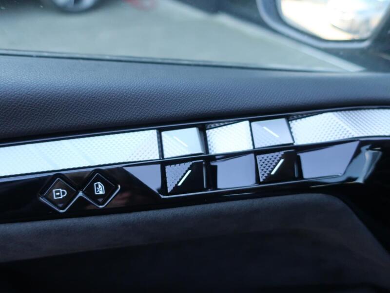 Vozidlo DS Automobiles DS4