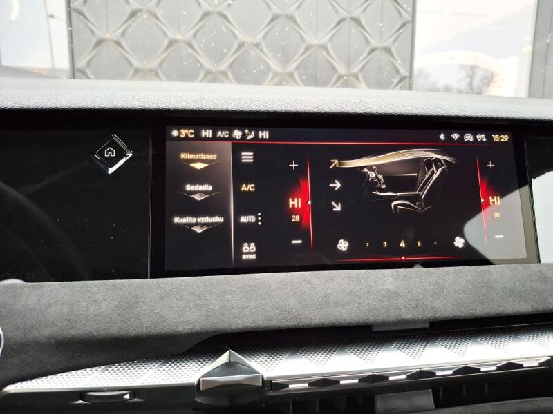 Vozidlo DS Automobiles DS4