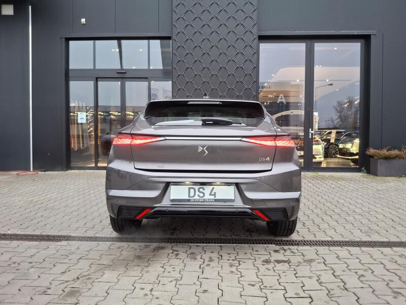 Vozidlo DS Automobiles DS4