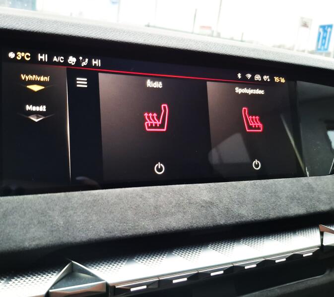 Vozidlo DS Automobiles DS4