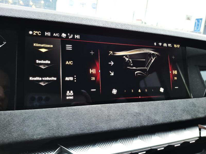 Vozidlo DS Automobiles DS4