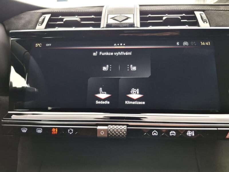 Vozidlo DS Automobiles DS7