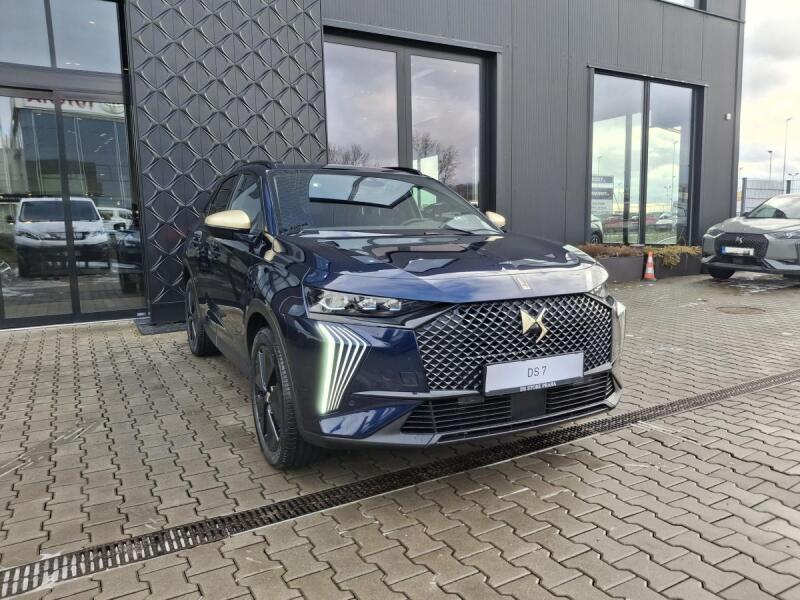 Vozidlo DS Automobiles DS7