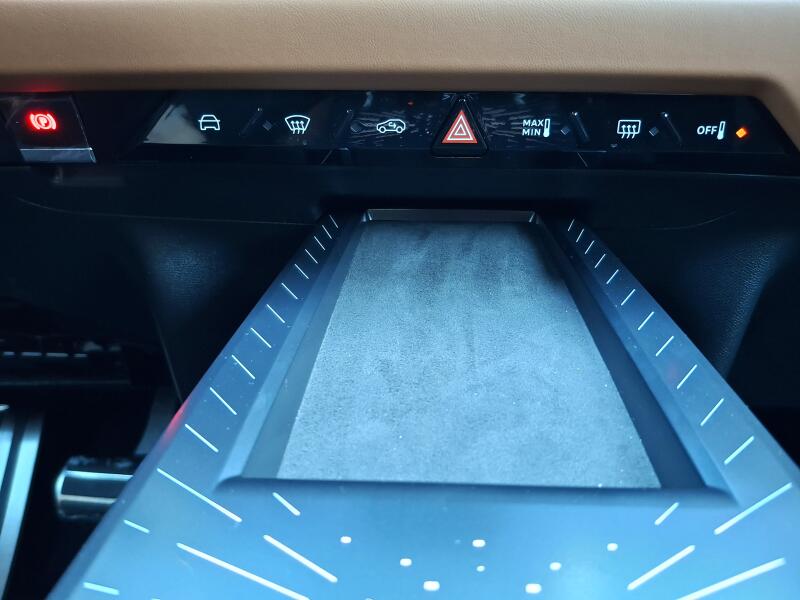 Vozidlo DS Automobiles DS N°8