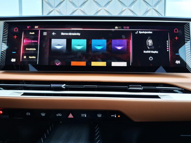 Vozidlo DS Automobiles DS N°8