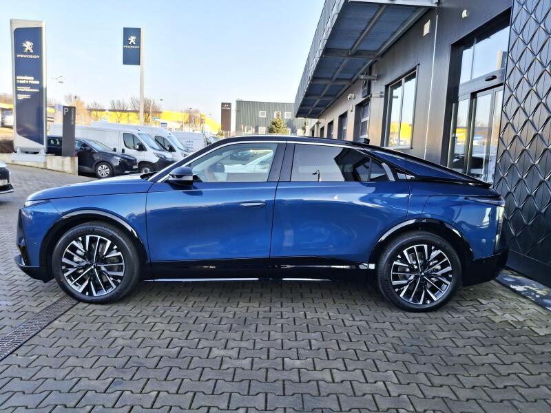 DS Automobiles DS N°8