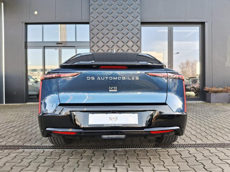 Vozidlo DS Automobiles DS N°8