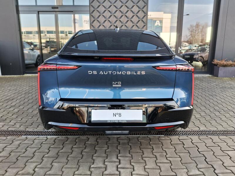 Vozidlo DS Automobiles DS N°8