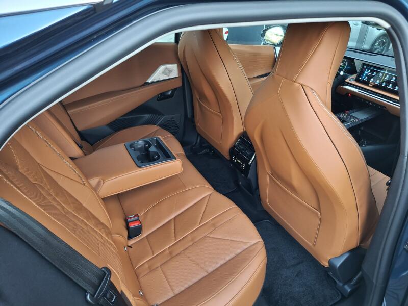 Vozidlo DS Automobiles DS N°8