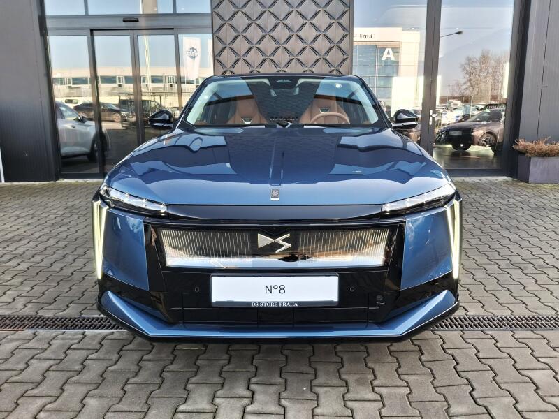 Vozidlo DS Automobiles DS N°8