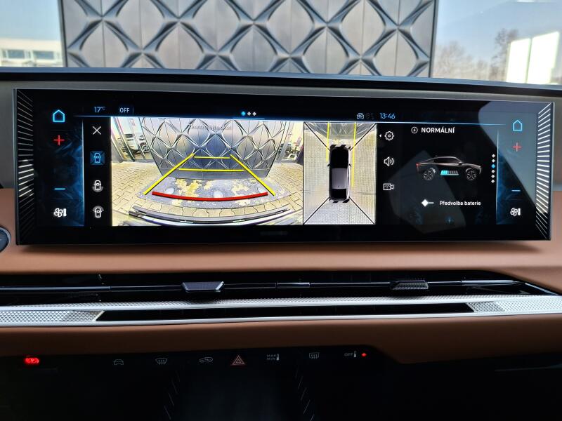 DS Automobiles DS N°8