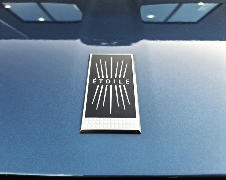 Vozidlo DS Automobiles DS N°8