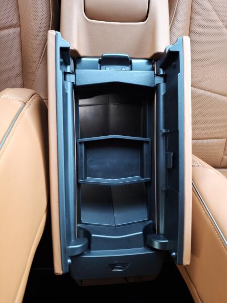 Vozidlo DS Automobiles DS N°8