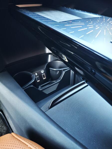 Vozidlo DS Automobiles DS N°8