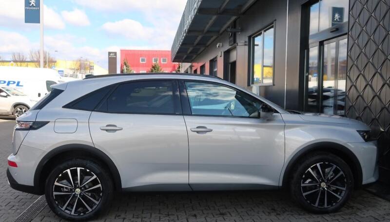 Vozidlo DS Automobiles DS7