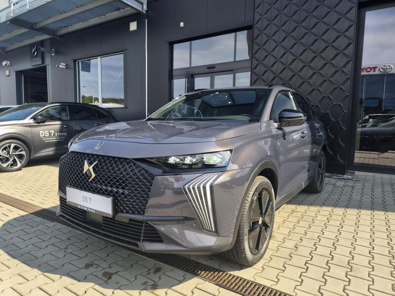 Vozidlo DS Automobiles DS7