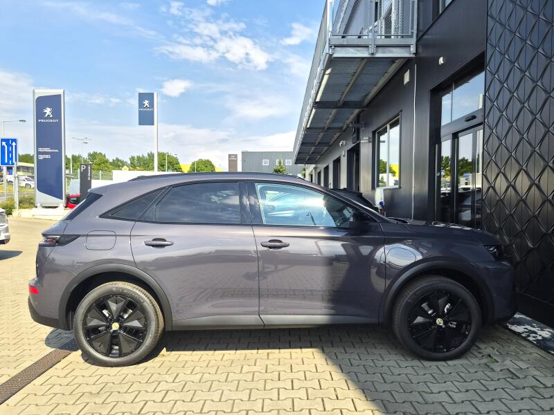 Vozidlo DS Automobiles DS7