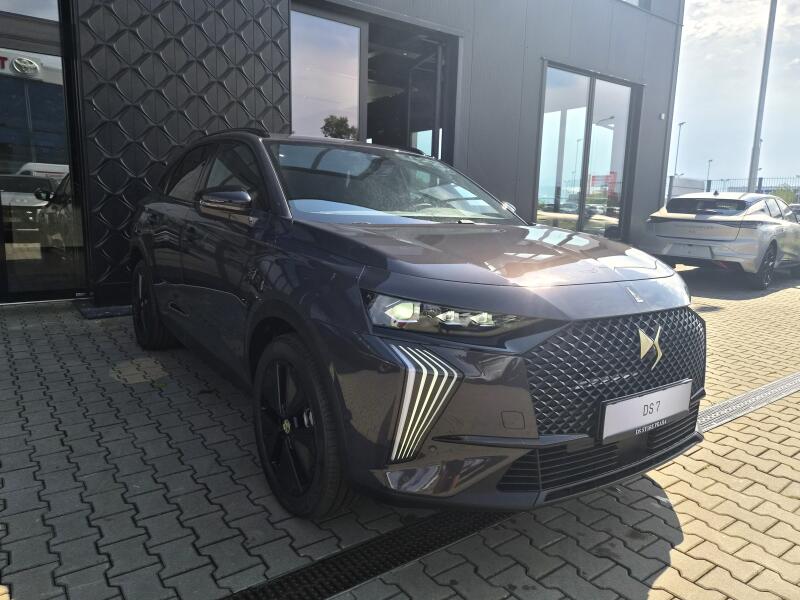 Vozidlo DS Automobiles DS7