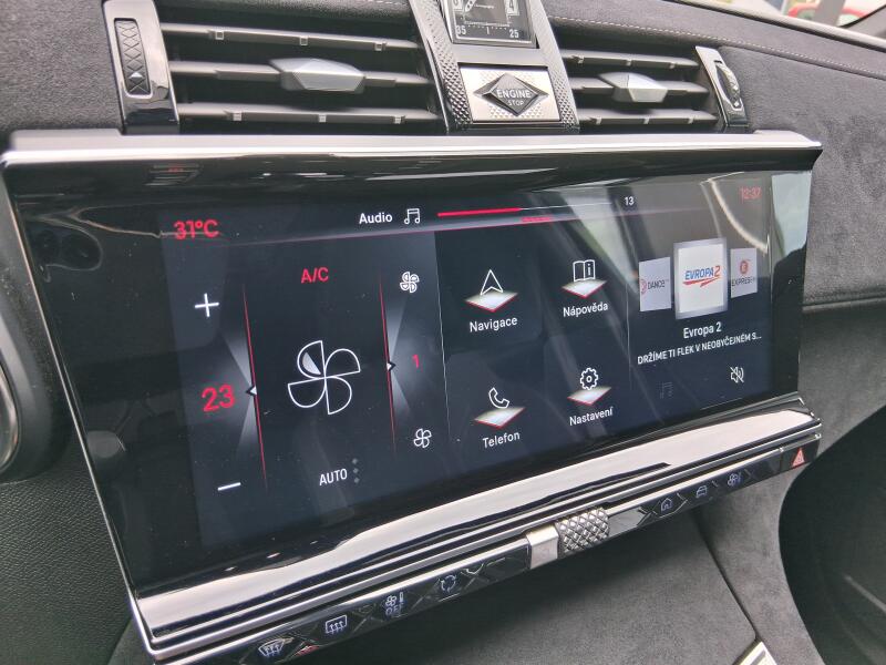 Vozidlo DS Automobiles DS7 Crossback