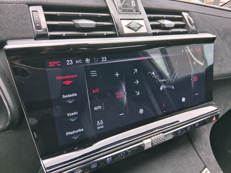 Vozidlo DS Automobiles DS7 Crossback