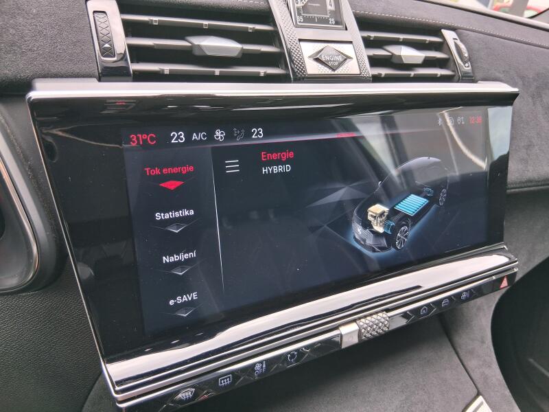 Vozidlo DS Automobiles DS7 Crossback