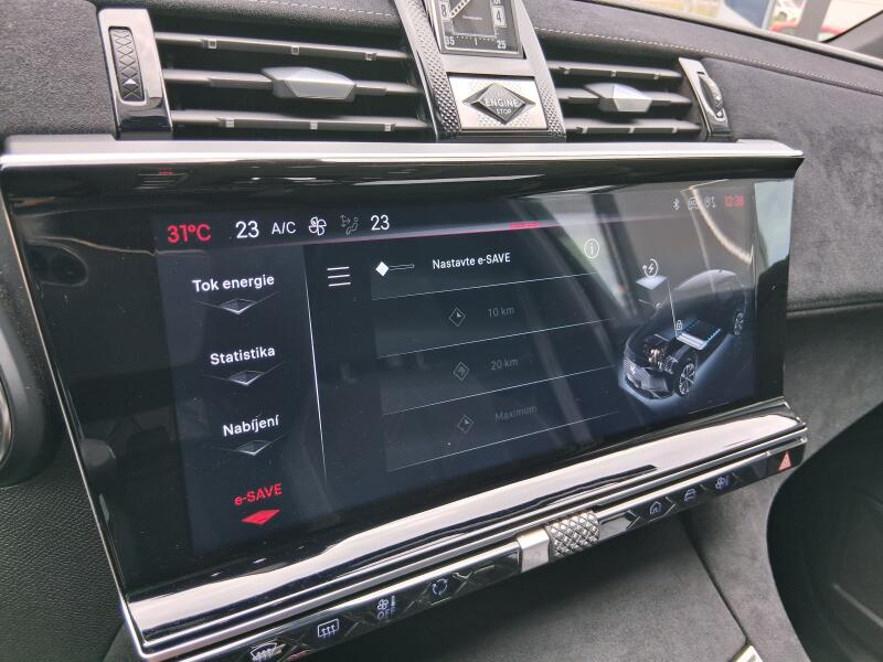 Vozidlo DS Automobiles DS7 Crossback