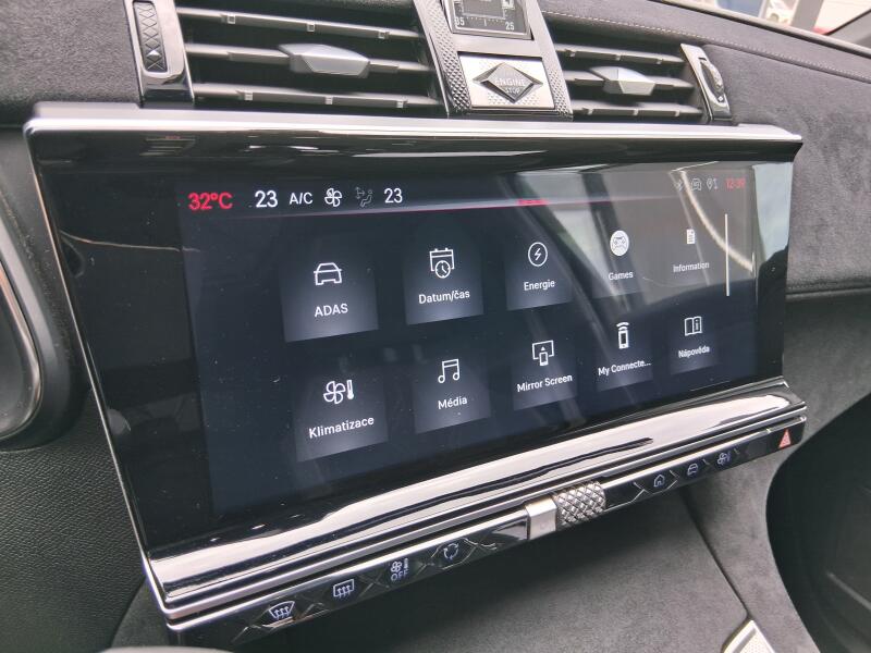 Vozidlo DS Automobiles DS7 Crossback
