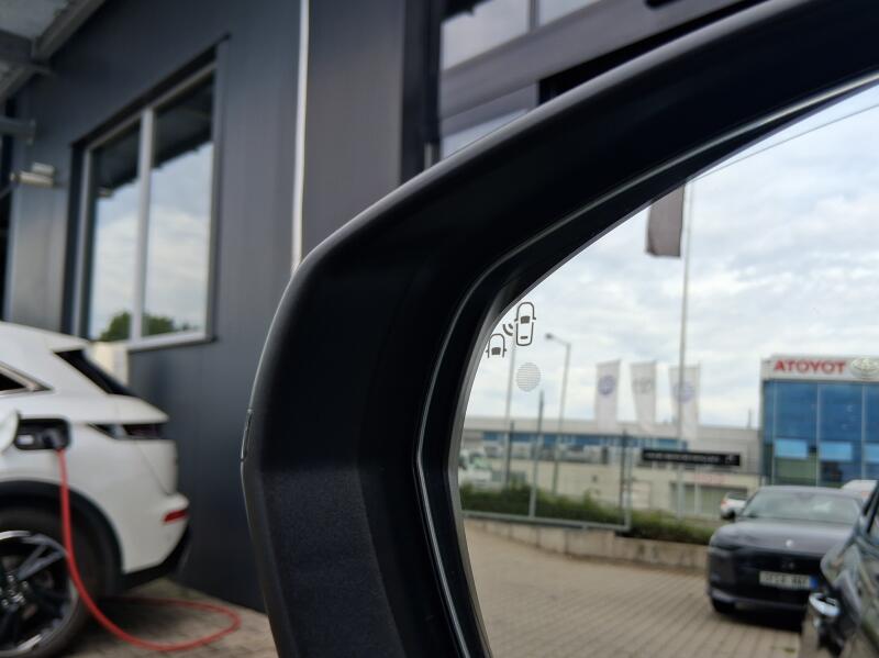 Vozidlo DS Automobiles DS7 Crossback