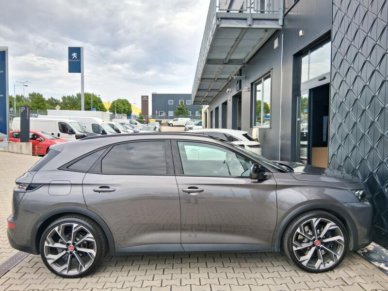 Vozidlo DS Automobiles DS7 Crossback