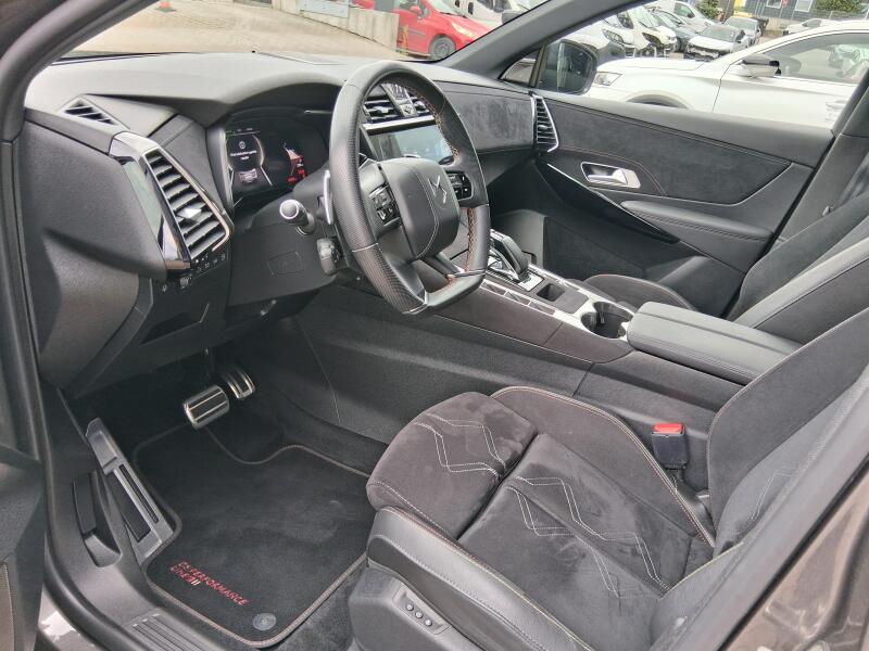 Vozidlo DS Automobiles DS7 Crossback