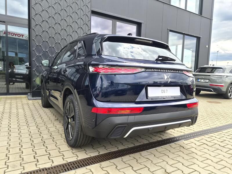Vozidlo DS Automobiles DS7
