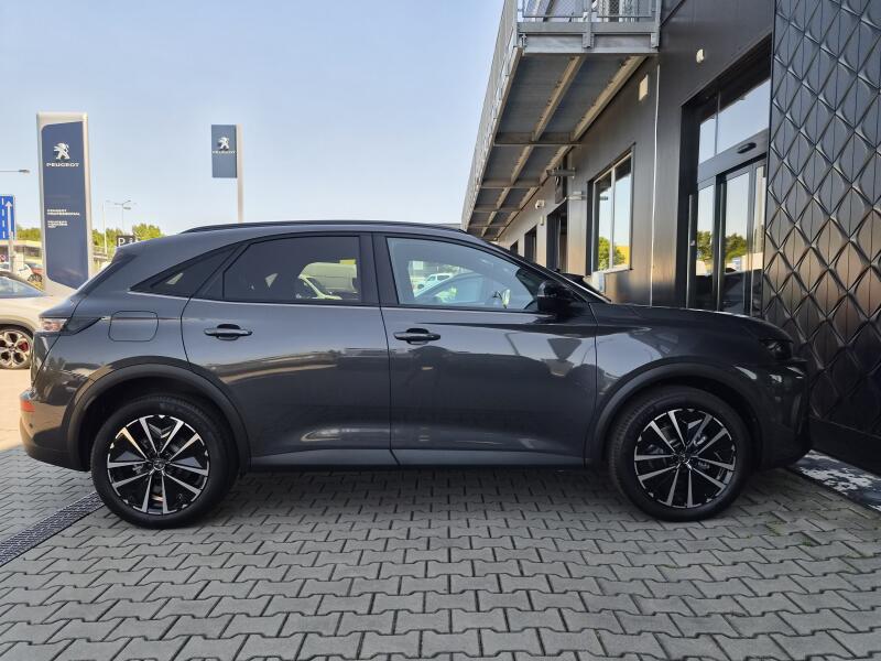 Vozidlo DS Automobiles DS7