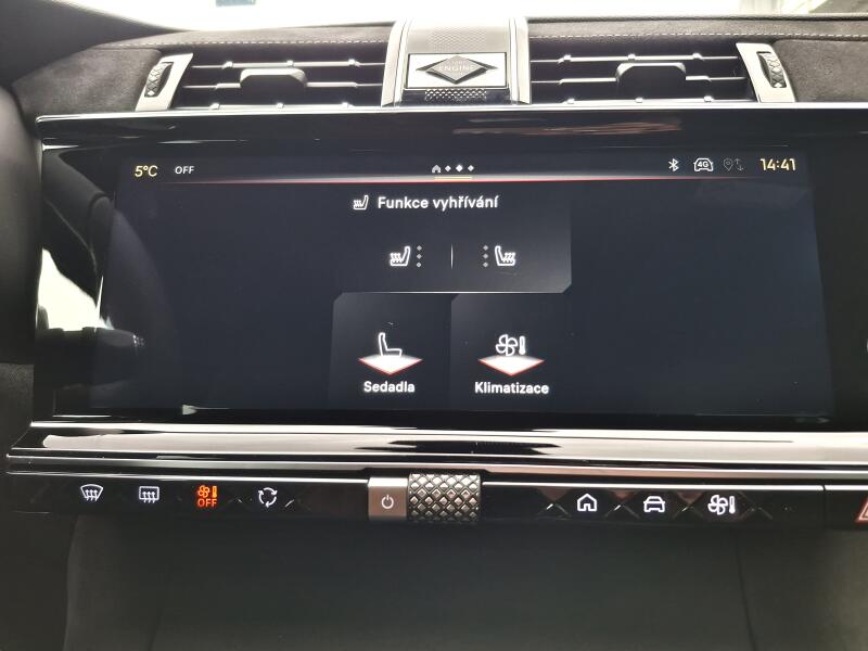 Vozidlo DS Automobiles DS7