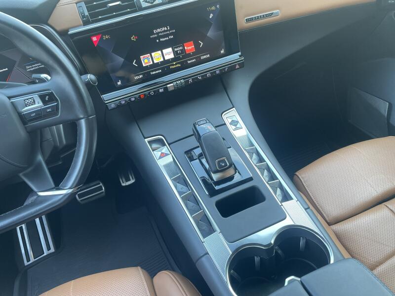 Vozidlo DS Automobiles DS7 Crossback