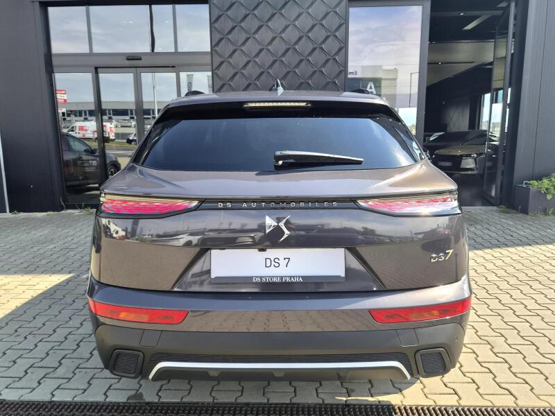 Vozidlo DS Automobiles DS7
