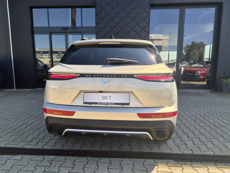 Vozidlo DS Automobiles DS7