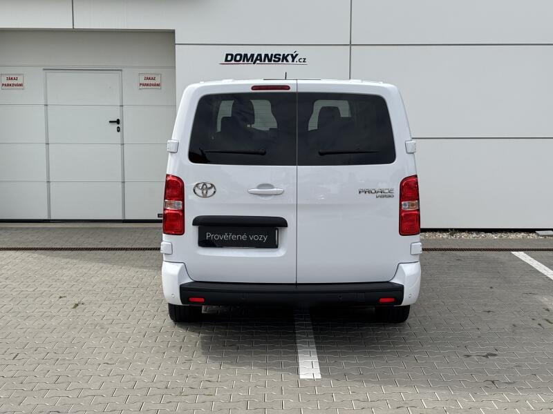 Vozidlo Toyota ProAce Verso