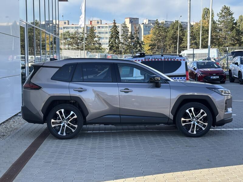 Vozidlo Toyota RAV4