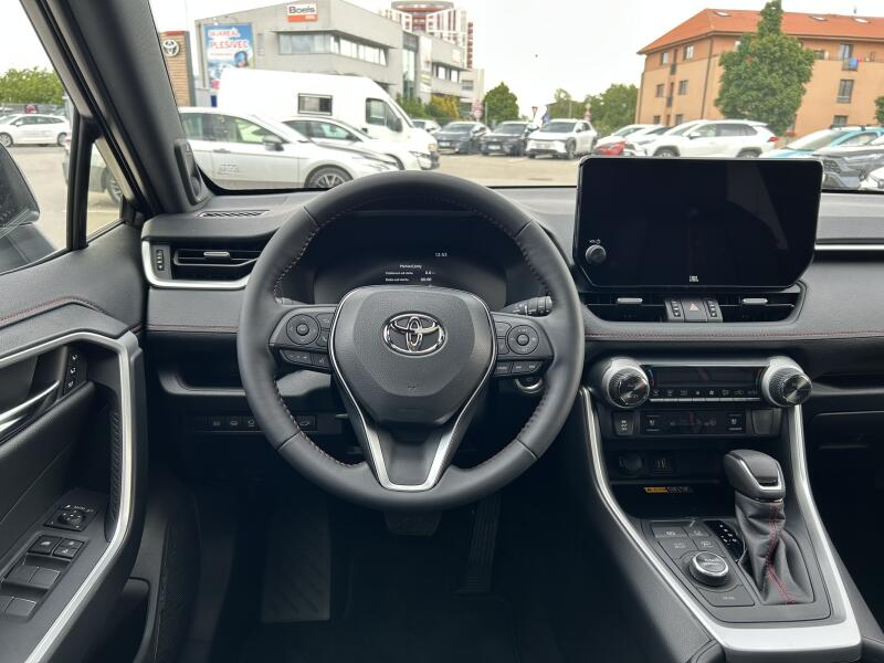 Vozidlo Toyota RAV4