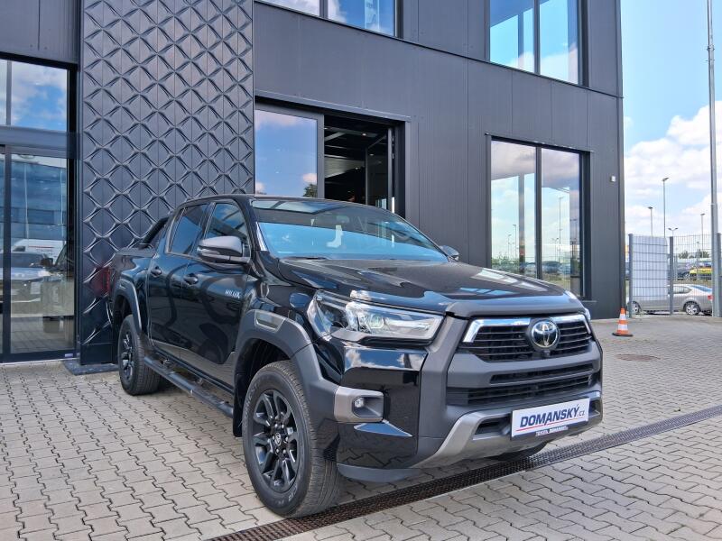 Vozidlo Toyota Hilux