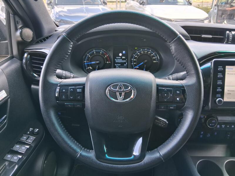 Vozidlo Toyota Hilux