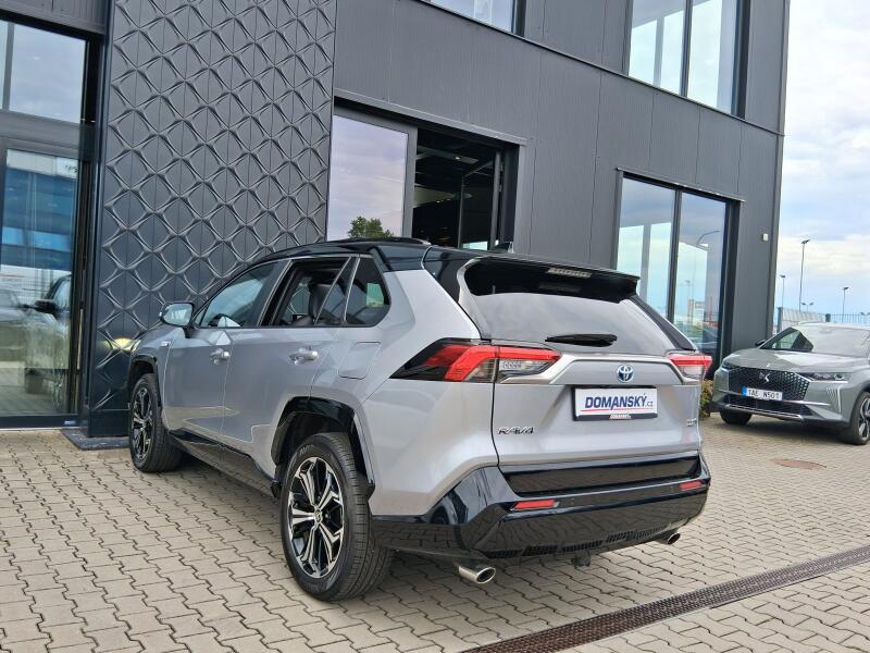 Vozidlo Toyota RAV4