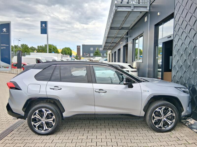 Vozidlo Toyota RAV4