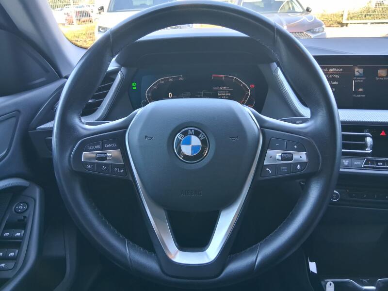 Vozidlo BMW Řada 2