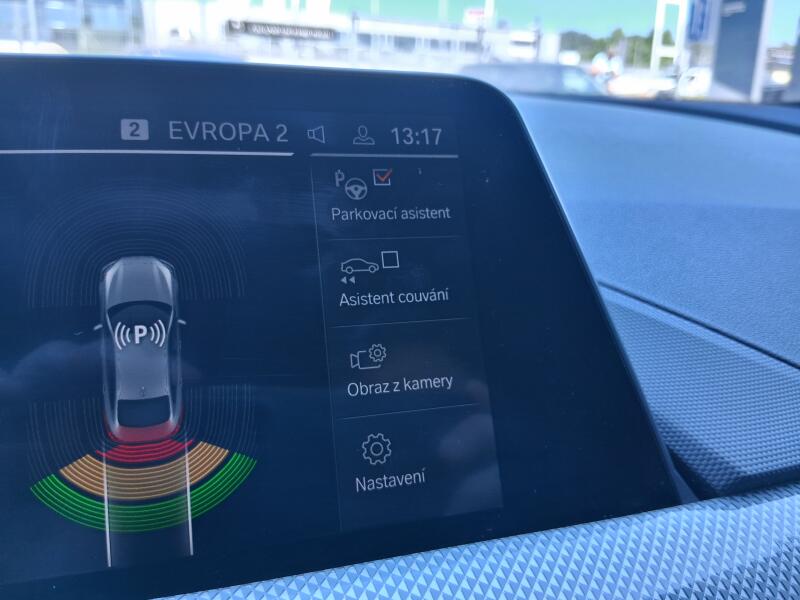 Vozidlo BMW Řada 2