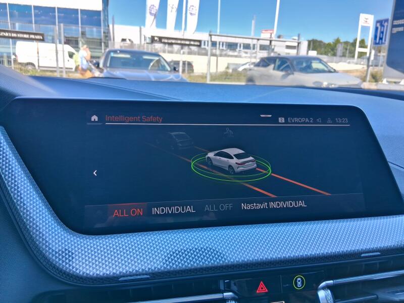 Vozidlo BMW Řada 2