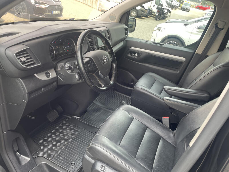 Vozidlo Toyota ProAce Verso
