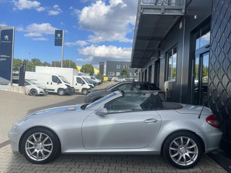 Vozidlo Mercedes-Benz SLK